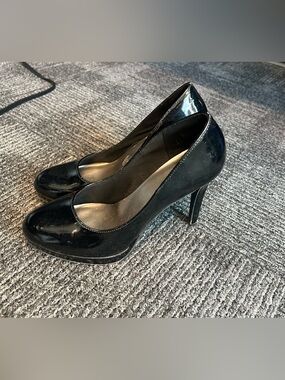FIONI Clothing Black Patent Round-Toe High Heel Pumps
